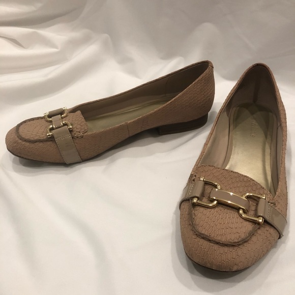 Kelly & Katie Light Pink Karena Loafers - Picture 4 of 9